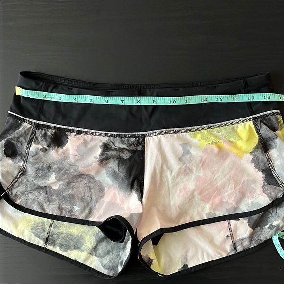 Lululemon Speed Shorts 2” inseam - Picture 7 of 8